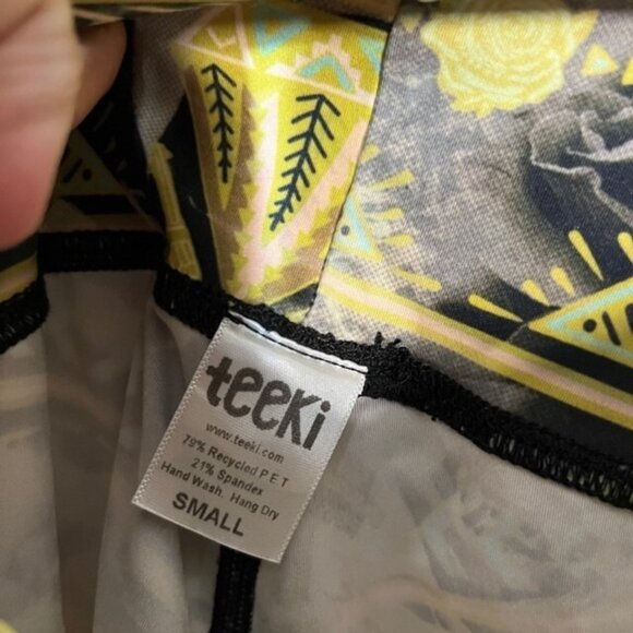 Teeki Leggings Womens Small Yoga Hippie Green Rose Abstract Floral - Picture 3 of 4